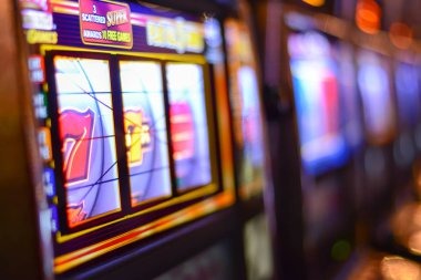 Live dealer streaming Qiu Qiu on dewaslot99 heylink